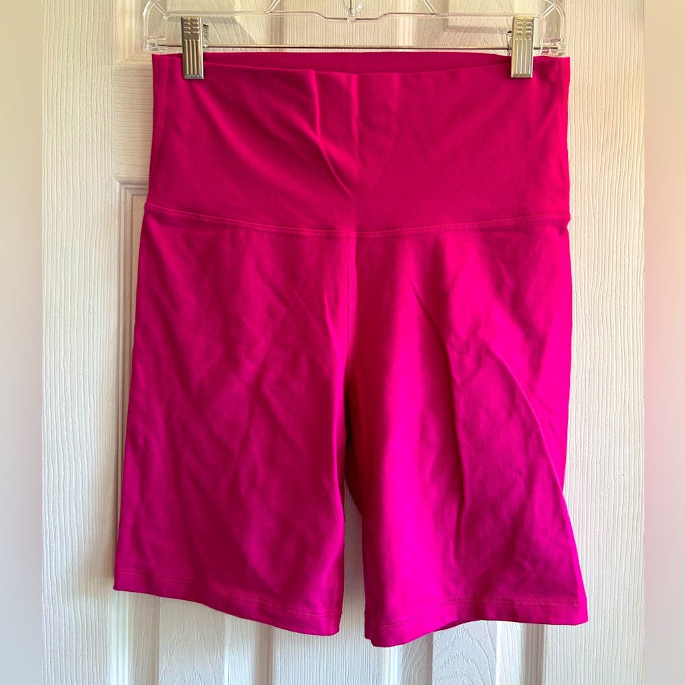 Old Navy Pink Women’s Bike Shorts, Size L